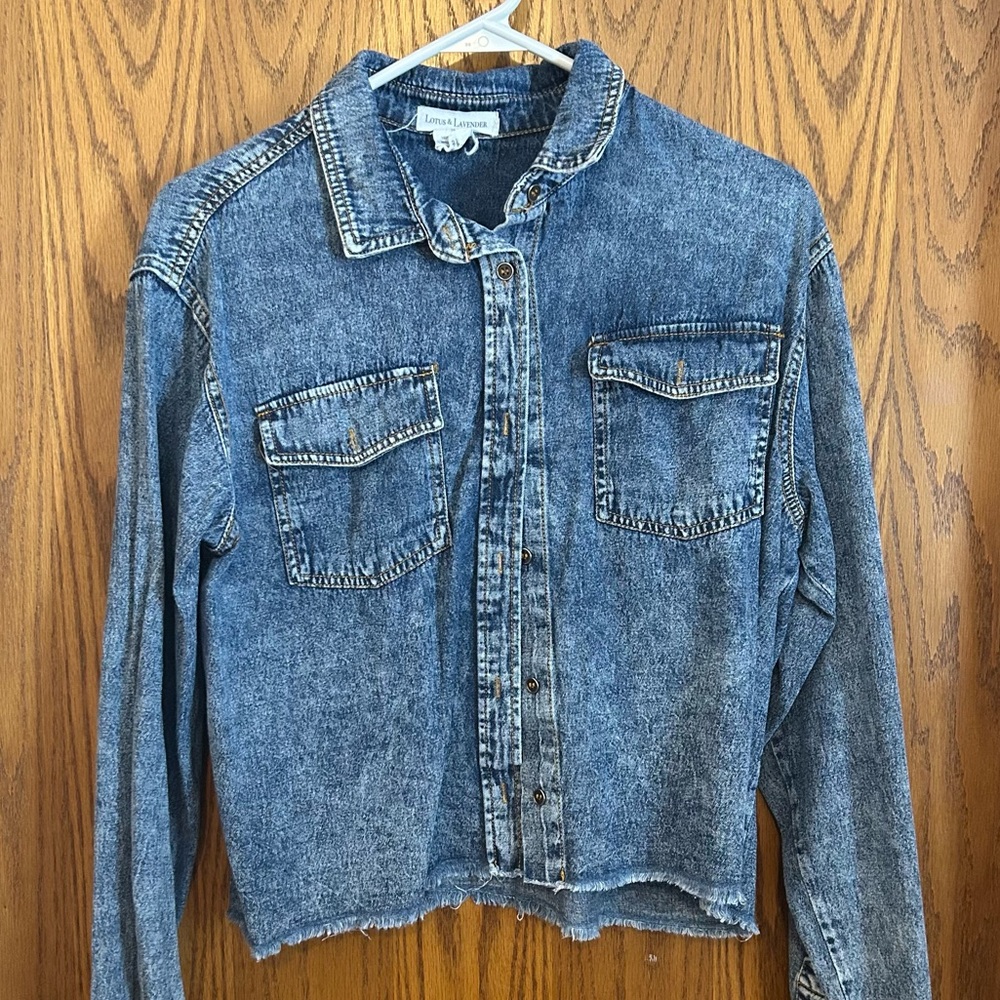Lotus & Lavender Denim Jacket Medium 100% Cotton